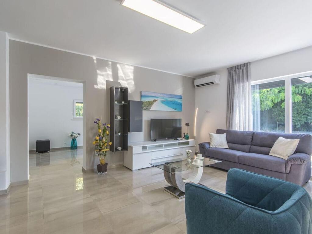 Bella Romi Mare Villa *
