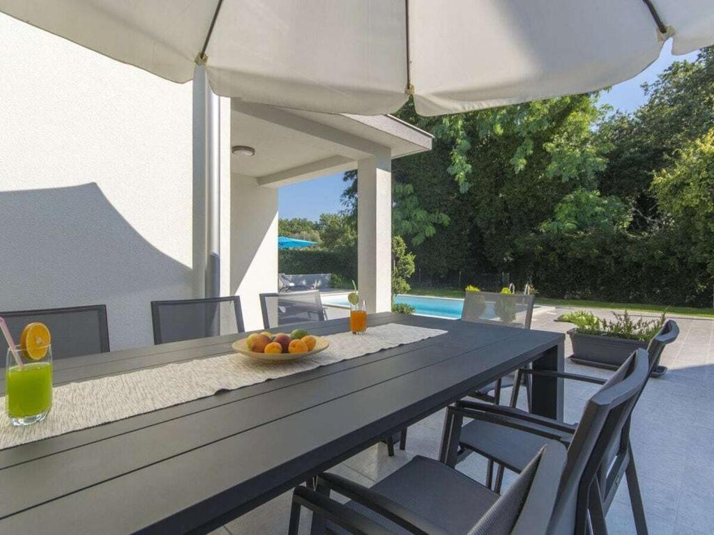 Bella Romi Mare Villa *